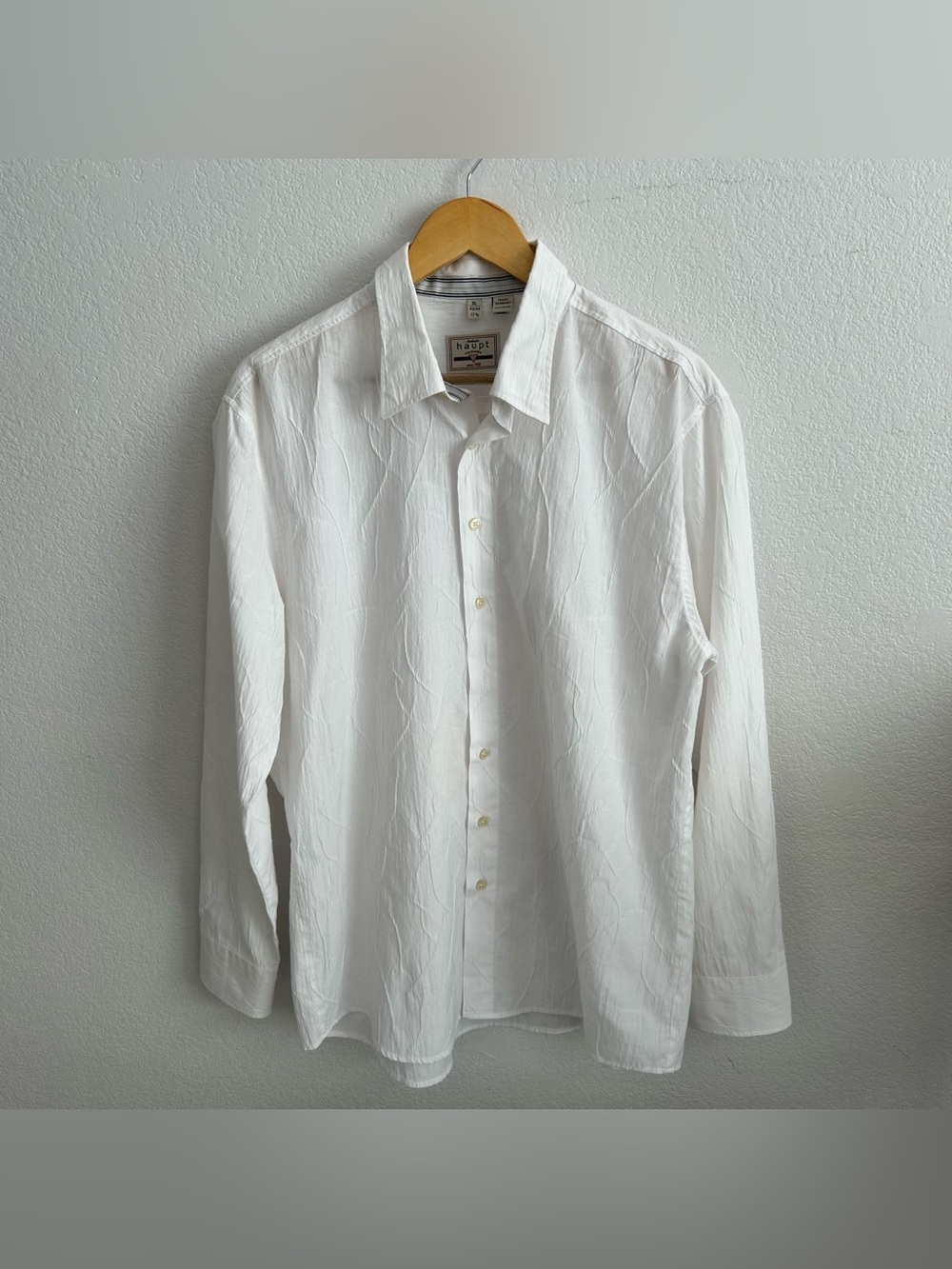 Haupt Germany Men's Button Down Long Sleeve Dress Shirt. XL 43/44 Neck 17.5